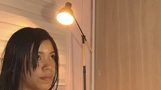 emily_sweett24 live sex cam