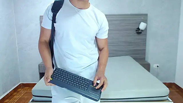 Loony_Zion live sex cam