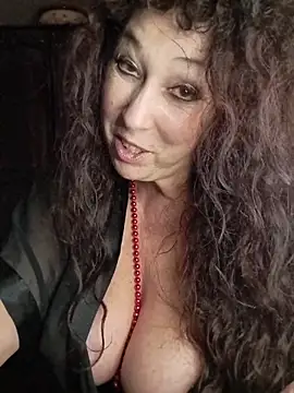 GypsyEsmeralda live sex cam