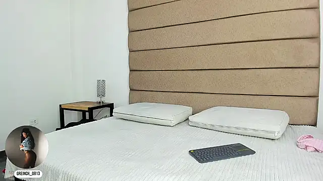 sally_rosses's cam snapshot