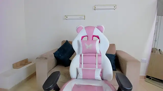 april_smiith's cam snapshot