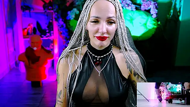 MonicaMaxwel's cam snapshot