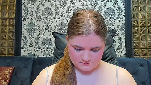 LissaBigTitts's cam snapshot