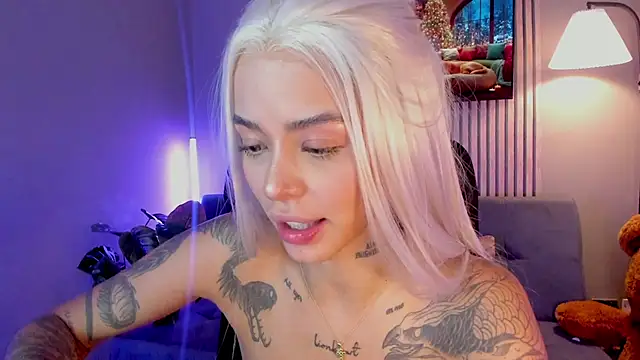 VegaLuxe live sex cam