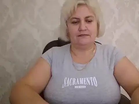 AngelaFamez's cam snapshot