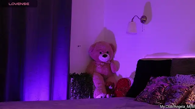 Angela_Myst's cam snapshot
