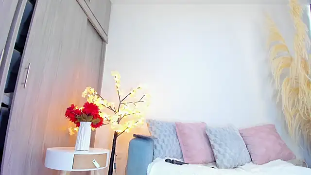 briana_preston's cam snapshot