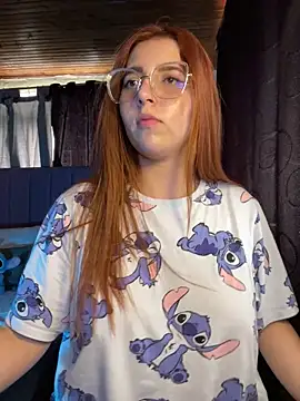 CoraVibes's cam snapshot