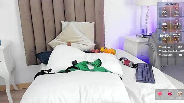 Valerith_Vega_'s cam snapshot