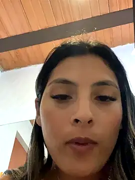 Cami_Leon2's cam snapshot