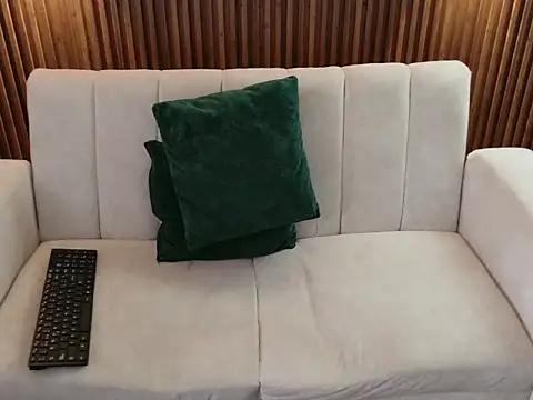 dirty_feelena's cam snapshot