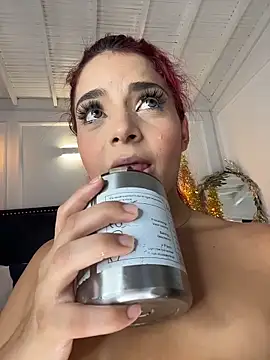 ArieliciousXXX's cam snapshot