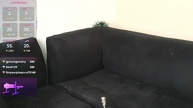 hairyncuteass live sex cam