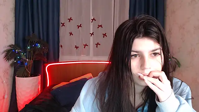 KisaModel's cam snapshot