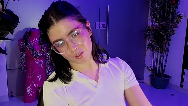 LiLLiAnderson's cam snapshot