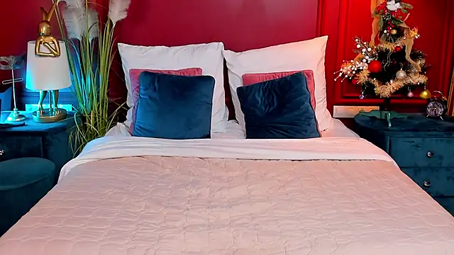 LullyFox's cam snapshot