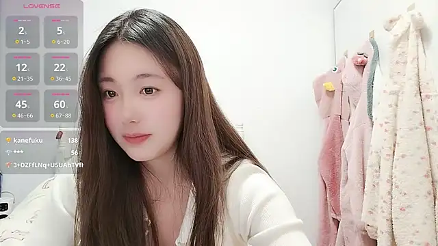 Luna_868's cam snapshot