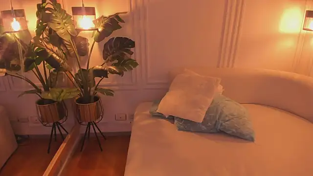 Dafne_Hillss's cam snapshot