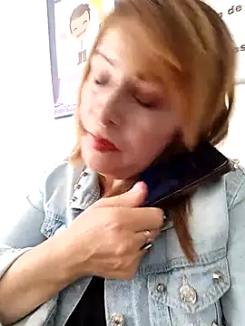 VANESSA__01's cam snapshot