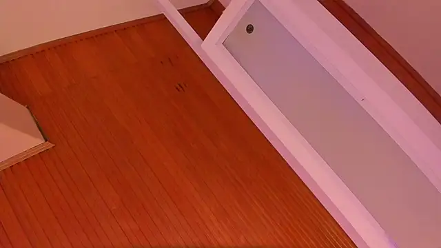 ruby_tylor_'s cam snapshot