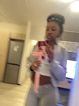 Go_Meg's cam snapshot