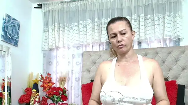 Victoriacoperino's cam snapshot