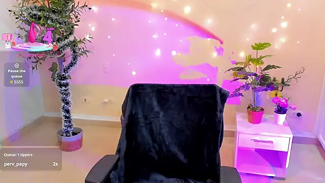 Krysten_Riter's cam snapshot