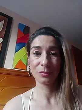 Madam_dali's cam snapshot