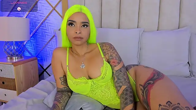 cocoamore's cam snapshot