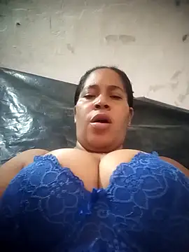 Big_ass_submissive's cam snapshot