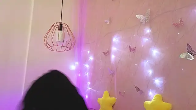 april_bennett's cam snapshot