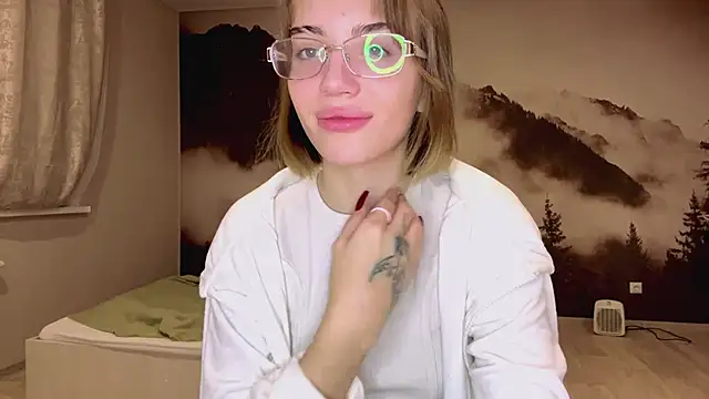 MelaineAytes's cam snapshot