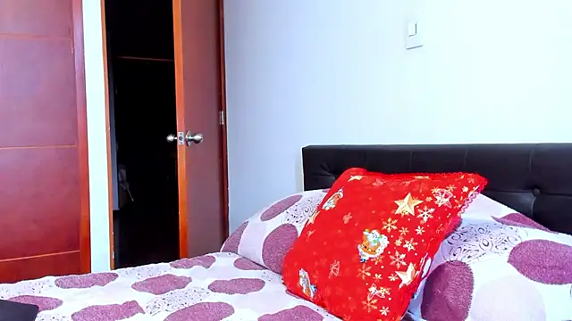 Antonnella_3's cam snapshot