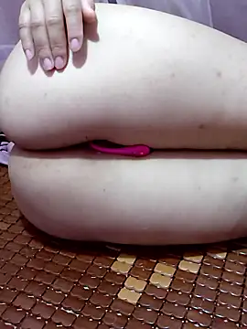 Wetpussymomx's cam snapshot