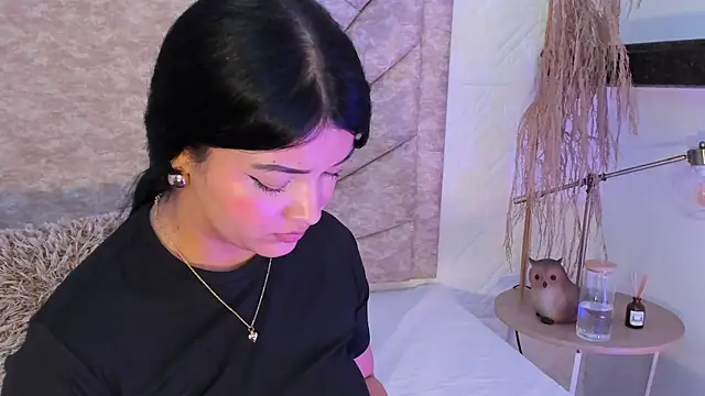 EmmaBlossom's cam snapshot