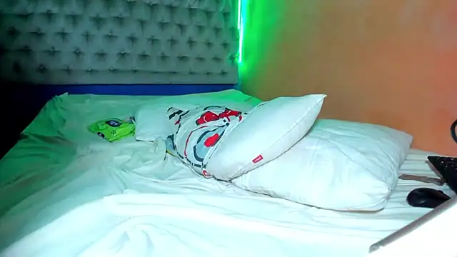 Sammybitchx live sex cam