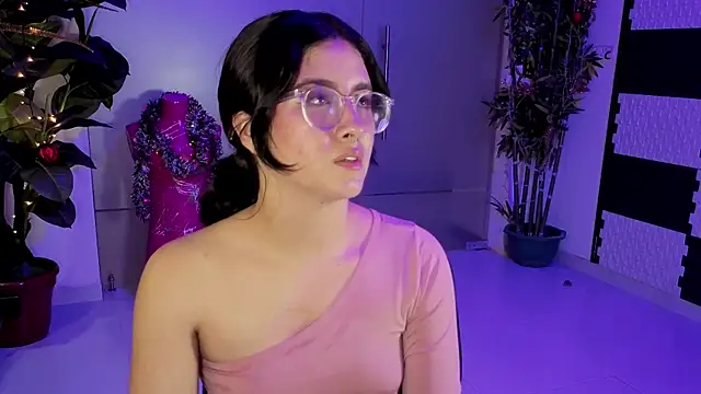 LiLLiAnderson's cam snapshot