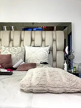 ALISSON_FOXXX1's cam snapshot