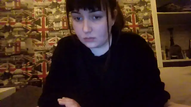 Lynylou's cam snapshot