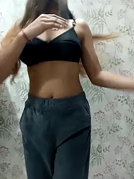 Slutty_queen18's cam snapshot