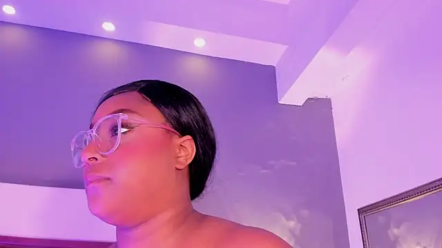 Adelehottman's cam snapshot