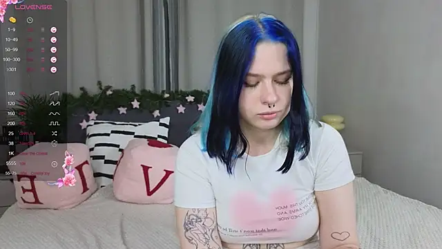 tender_kiitty's cam snapshot