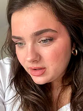 LanaLouuBear's cam snapshot