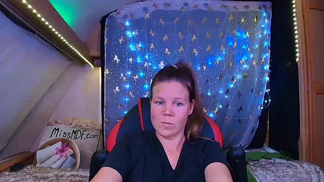 CallMeMaria's cam snapshot