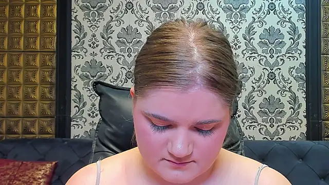 LissaBigTitts's cam snapshot