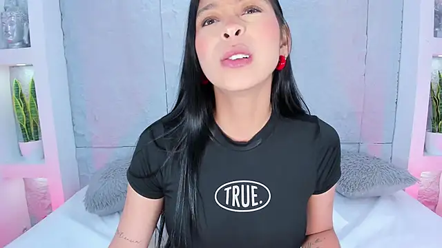 MiaCollson's cam snapshot