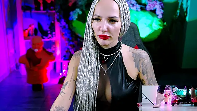 MonicaMaxwel's cam snapshot