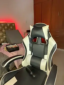 Fancyxlove's cam snapshot