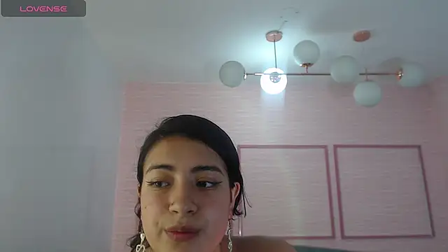 alexa_romero_t's cam snapshot