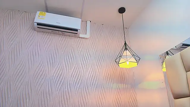 Vero_Temptation's cam snapshot